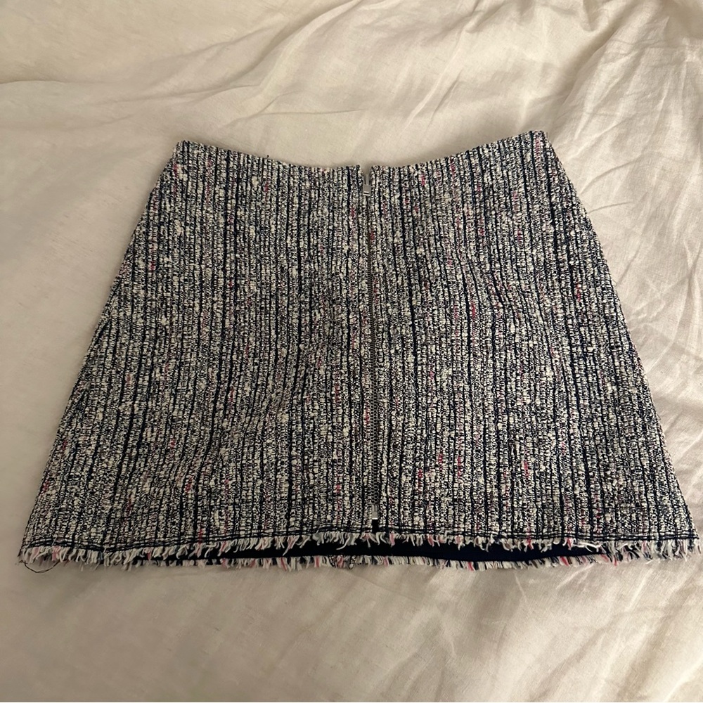 Theory Front-Zip Tweed Skirt
